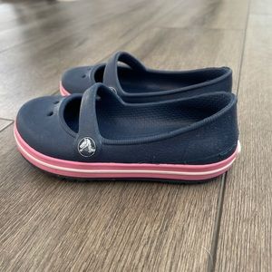 Kids Mary Jane CROCS 🐊 sz 6